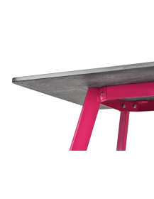 Tavolo LORIKEET in calcestruzzo e acciaio