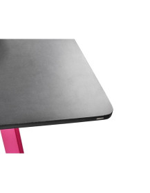 Tavolo LORIKEET in calcestruzzo e acciaio