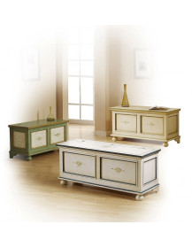 Cassapanca shabby decorata